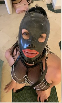 Latex Mask photo 10