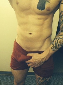 Men in Boxer briefs/underwear photo 6