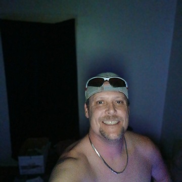 Midknight420 after dark! photo 3