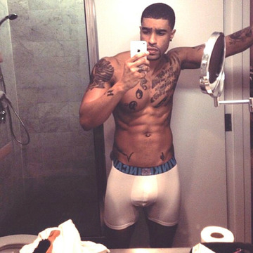 Men in Boxer briefs/underwear photo 280