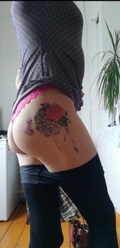 Tanya ts photo 1